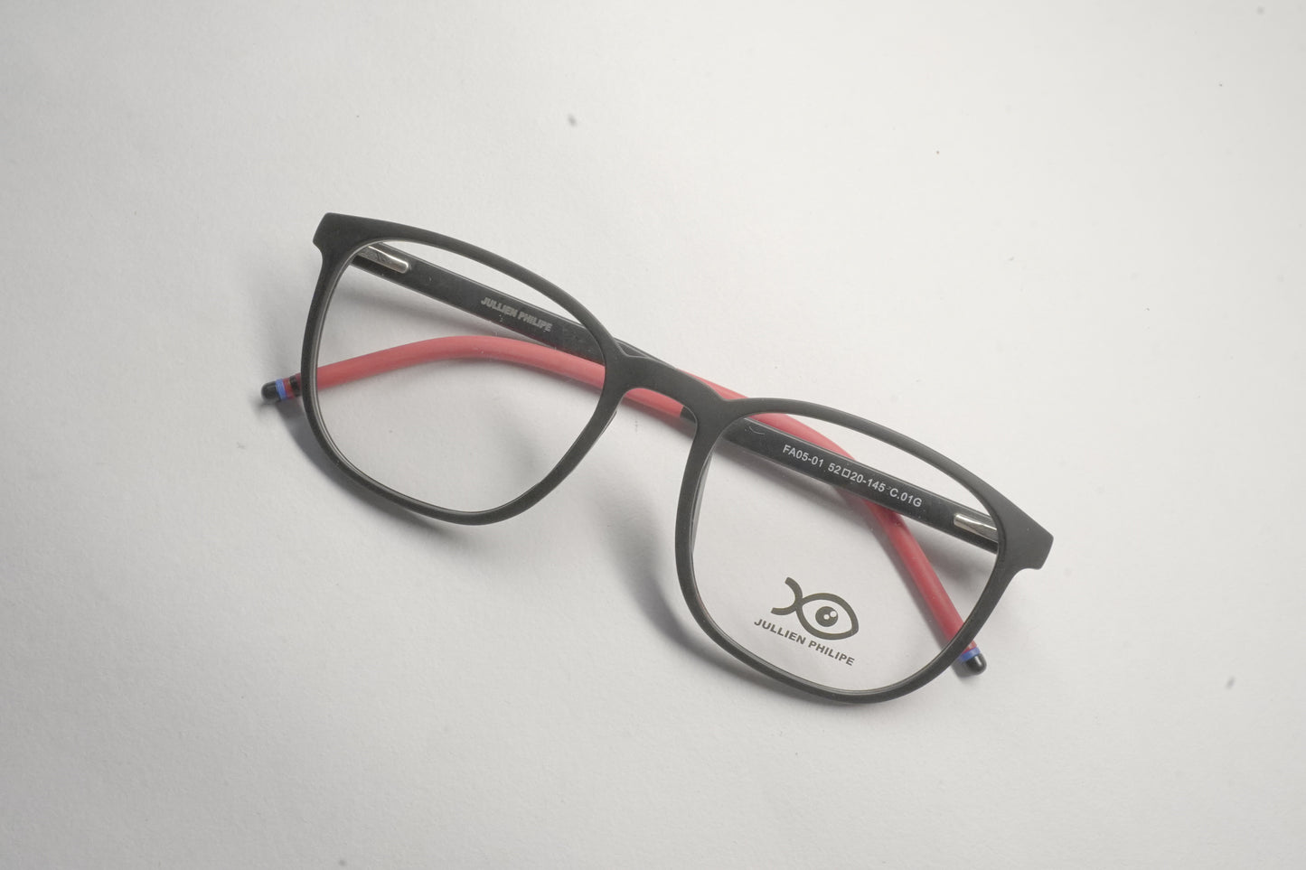 JULLIEN PHILLIPE FA05 01 SQUIRE FULL FRAME