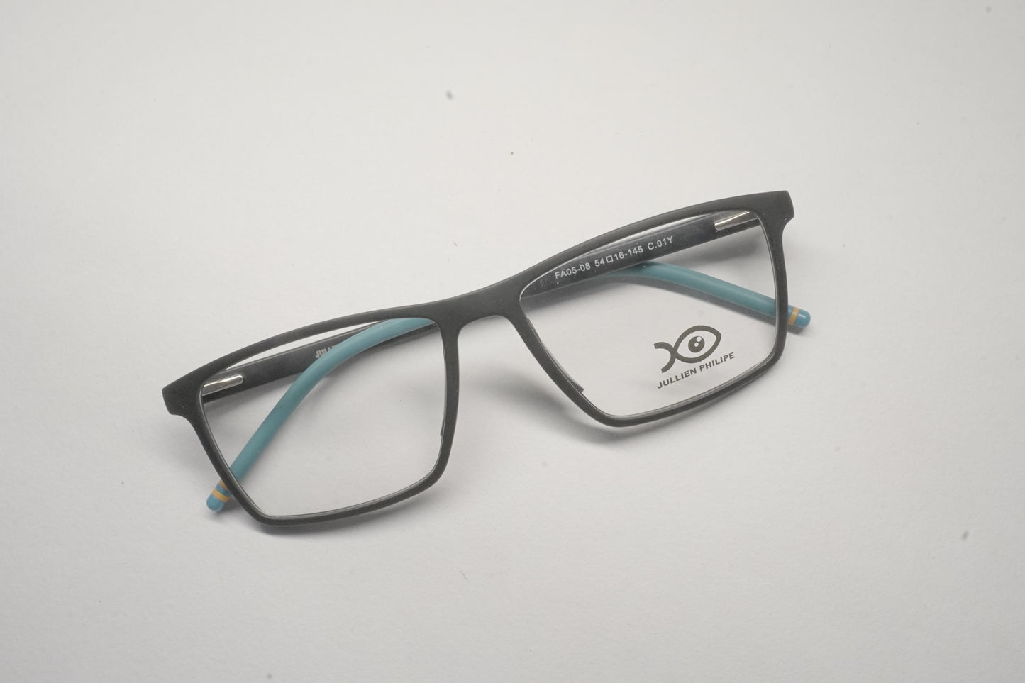 JULLIEN PHILLIPE FA05 08 SQUIRE FULL FRAME