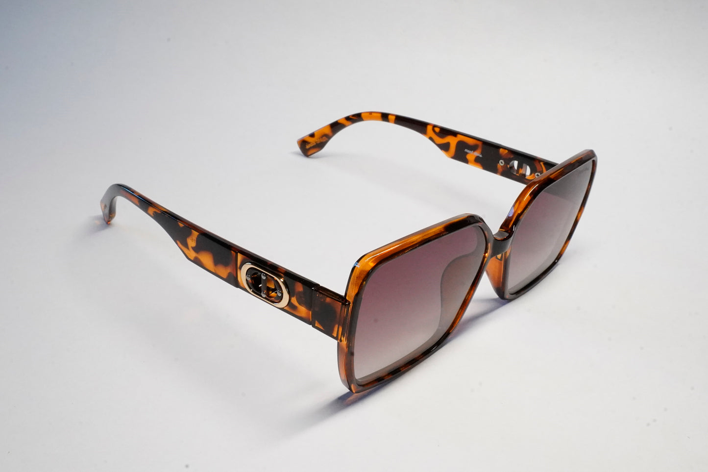 MONT DAVIS RETRO STYLE LADIES SUNGLASS