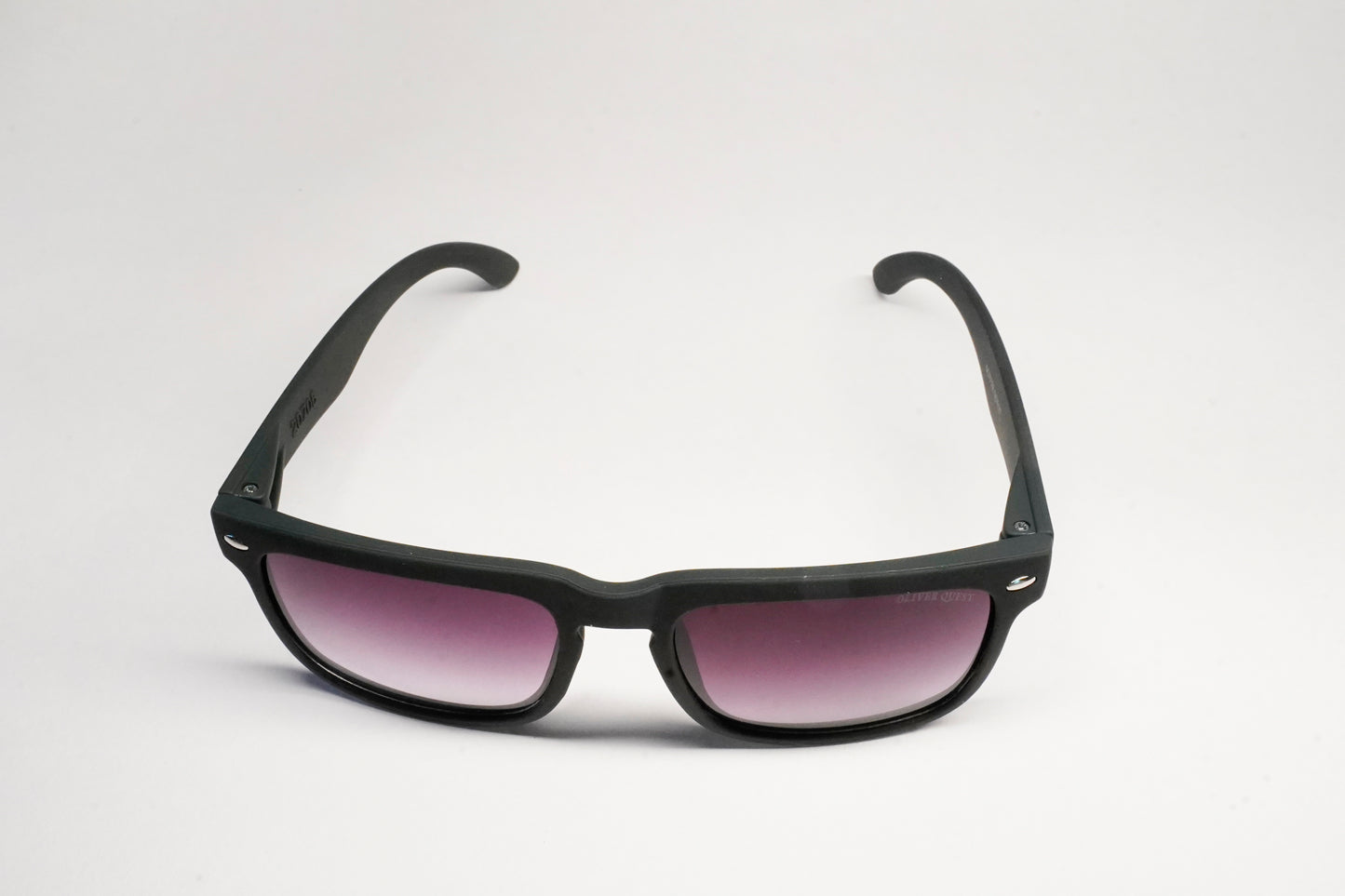 OLIVER QUEST WAYFARER MENS SUNGLASS