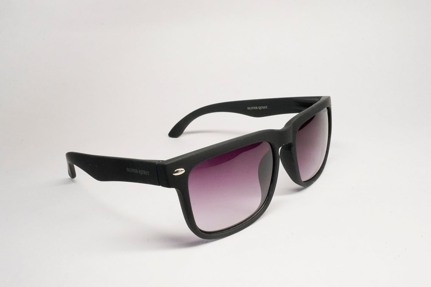 OLIVER QUEST WAYFARER MENS SUNGLASS
