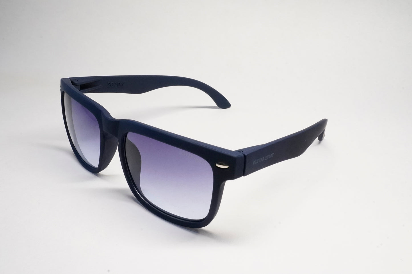 OLIVER QUEST WAYFARER MENS SUNGLASS