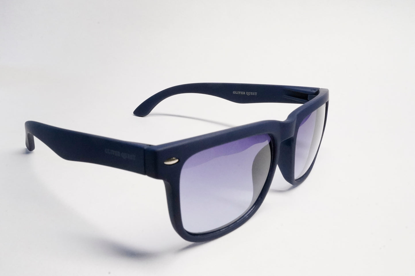 OLIVER QUEST WAYFARER MENS SUNGLASS