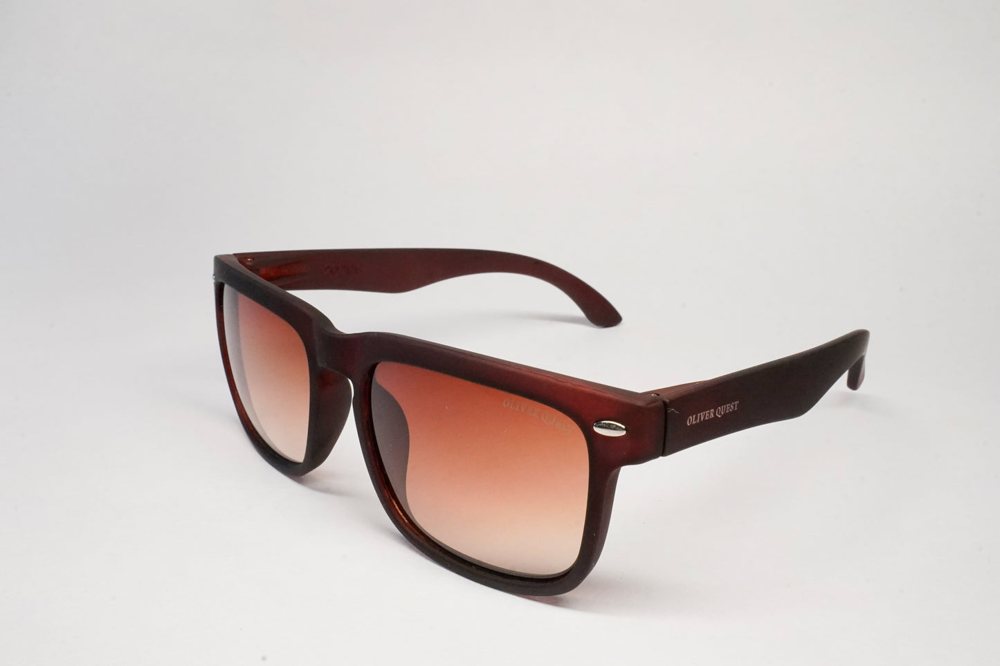 OLIVER QUEST WAYFARER MENS SUNGLASS