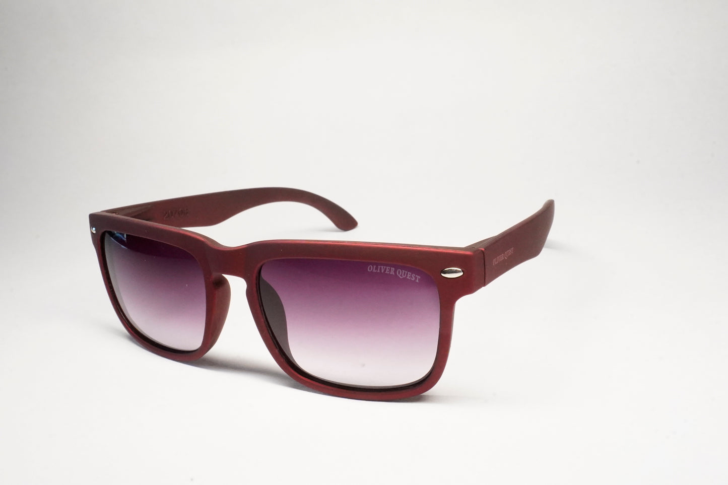OLIVER QUEST WAYFARER MENS SUNGLASS