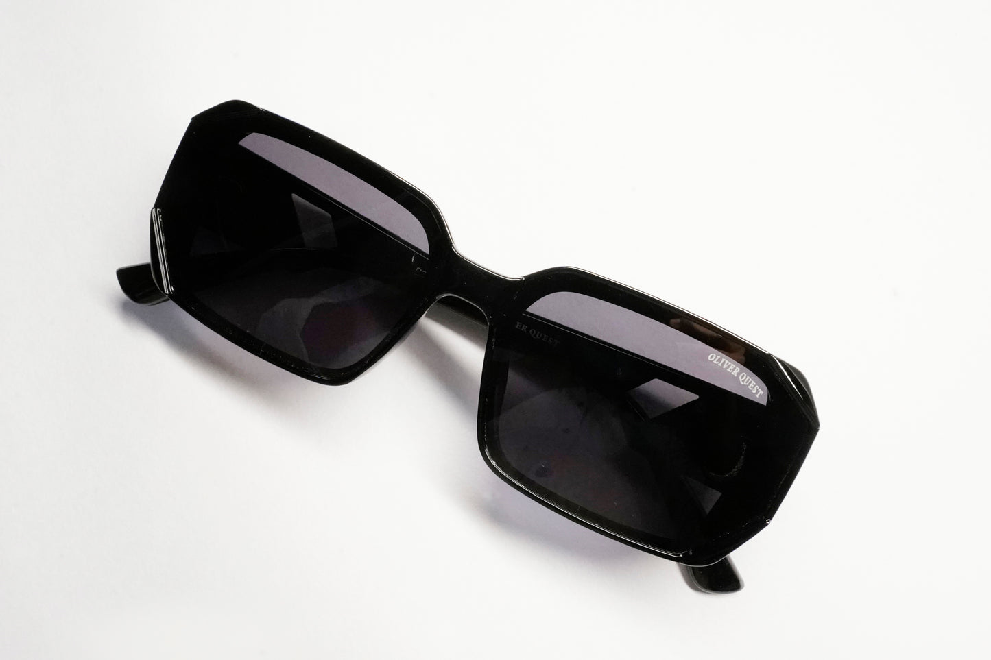 OLIVER QUEST SQUIRE LADIES SUNGLASS